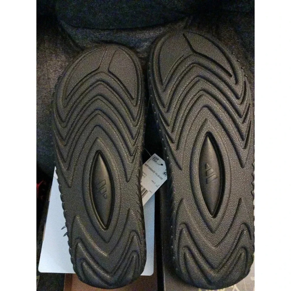 Adidas x YU-GI-OH REPTOSSAGE Hook and Loop Slides HQ4276 2022 size 10.5